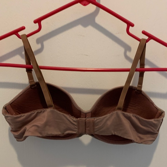 Victoria Secret Bra 34C - Picture 2 of 5